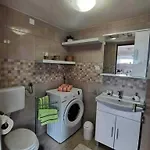 With Parking Space Bribir, Novi Vinodolski - 23380 Διαμέρισμα